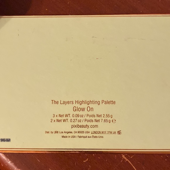 PIXI Rachh Loves - Picture 3 of 3